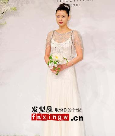 野蠻女友全智賢結婚當天髮型照曝光