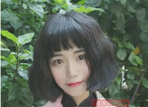 女生蛋捲髮型中長發扎法