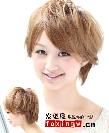 7款日系髮型設計打造迷人小臉效果