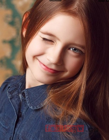 冬天小女孩髮型如何打理   歐美兒童造型參考