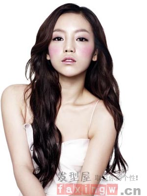韓式最新披肩發燙髮  甜美髮型氣質重塑