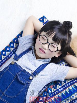 10歲女孩髮型視頻 凸顯可愛時尚感